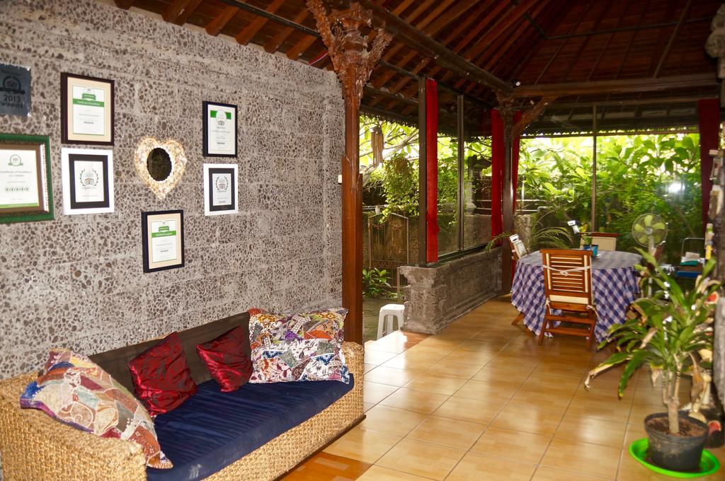 Aahh Bali Bed And Breakfast Джимбаран Экстерьер фото