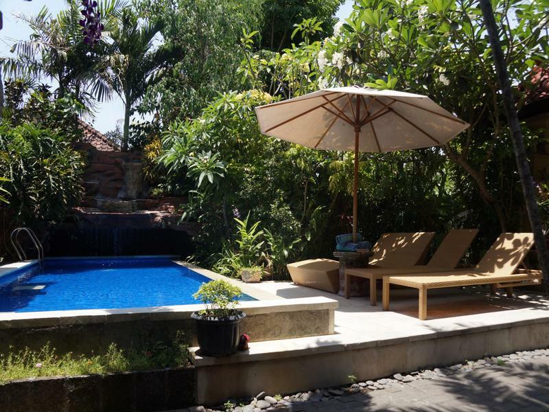 Aahh Bali Bed And Breakfast Джимбаран Экстерьер фото